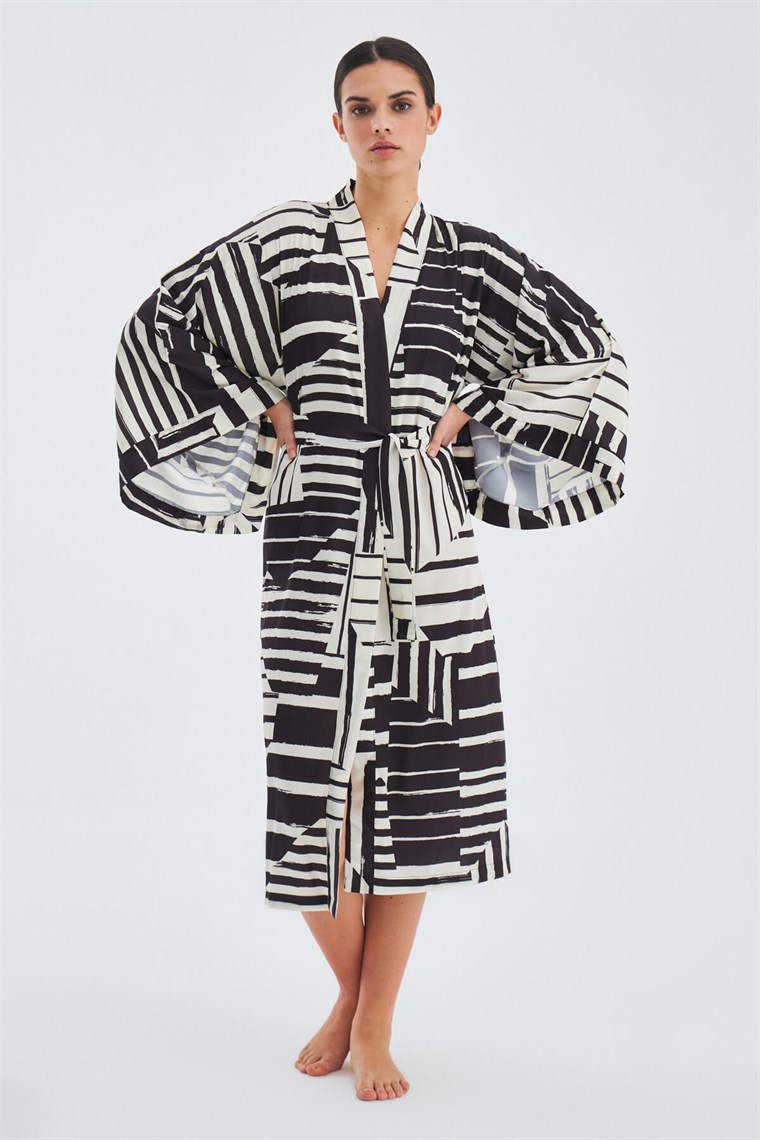 Peraluna HANITA Geometrik Desenli 120 CM Saten Yazlık Kadın Kimono Siyah/Ekru